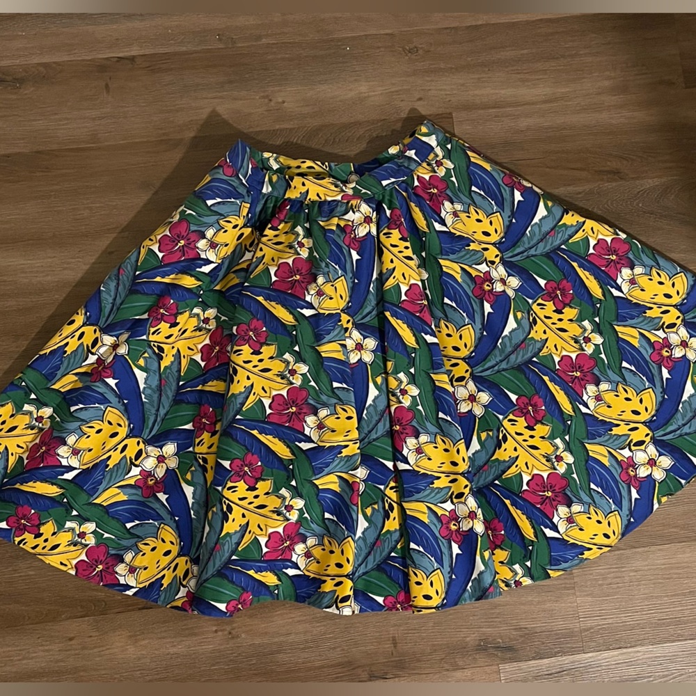 Vintage gal clothing circle skirt